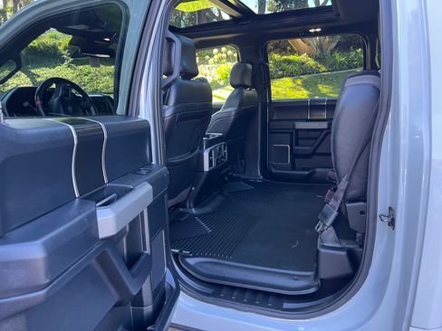Used 2017 Ford F150 Raptor w/ Equipment Group 802A Luxury AWD/4WD image 15
