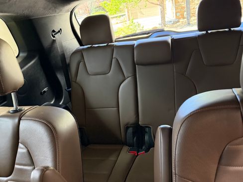 Used 2020 Kia Telluride SX w/ SX Prestige Package image 13