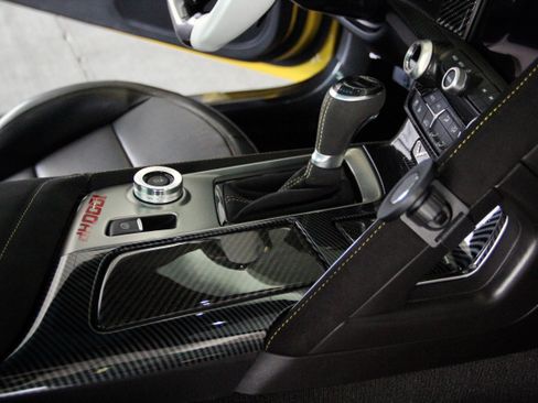 Used 2019 Chevrolet Corvette Z06 image 16