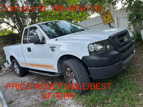 Used 2005 Ford F150 XL image 1