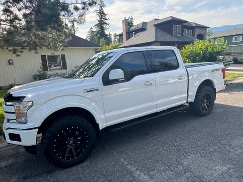 Used 2020 Ford F150 Lariat w/ Equipment Group 502A Luxury image 5