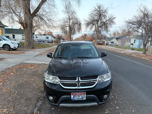 Used 2014 Dodge Journey SXT image 10