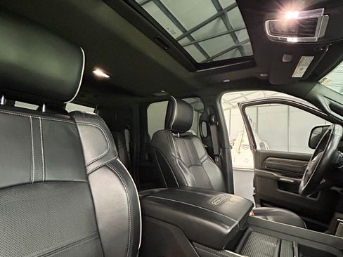 Used 2021 RAM 2500 Limited image 8