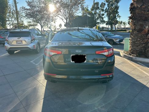 Used 2012 Kia Optima SX w/ Premium Touring Pkg image 2