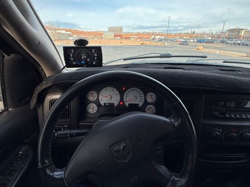 Used 2003 Dodge Ram 2500 Truck SLT image 9