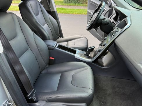 Used 2015 Volvo XC60 T5 Premier Plus FWD image 15