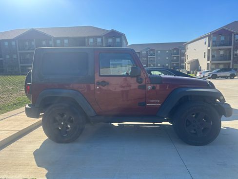 Used 2010 Jeep Wrangler Sport image 8