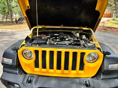 Used 2019 Jeep Wrangler Unlimited Sport AWD/4WD image 15