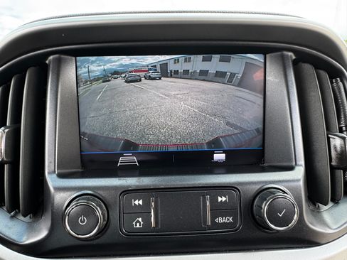 Used 2021 Chevrolet Colorado LT w/ Safety Package RWD image 25