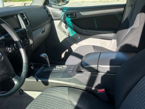 Used 2007 Toyota 4Runner Sport image 11