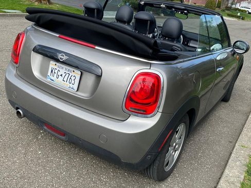 Used 2019 MINI Cooper Convertible w/ Signature Upholstery Package FWD image 2