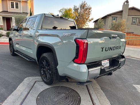 Used 2022 Toyota Tundra Limited w/ TRD Off-Road Package image 5