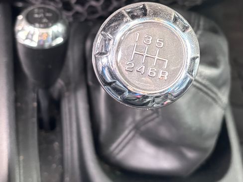 Used 2018 Jeep Wrangler Unlimited Sport image 8