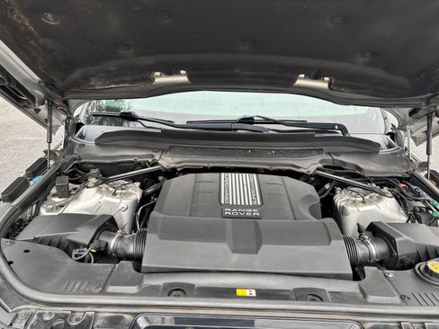 Used 2014 Land Rover Range Rover Sport HSE image 31