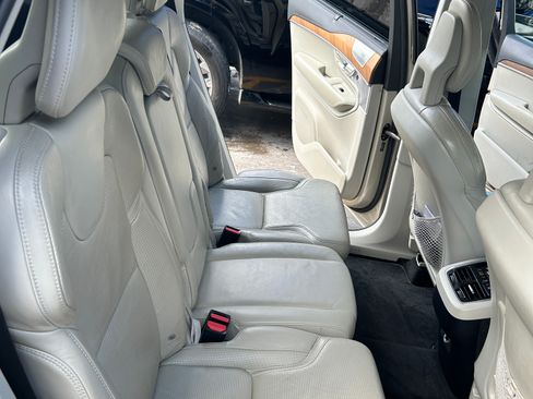 Used 2016 Volvo XC90 T6 Inscription w/ Vision Package AWD/4WD image 15