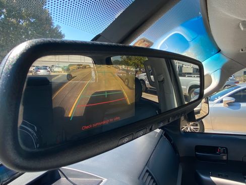 Used 2013 Toyota Tundra 2WD CrewMax image 17