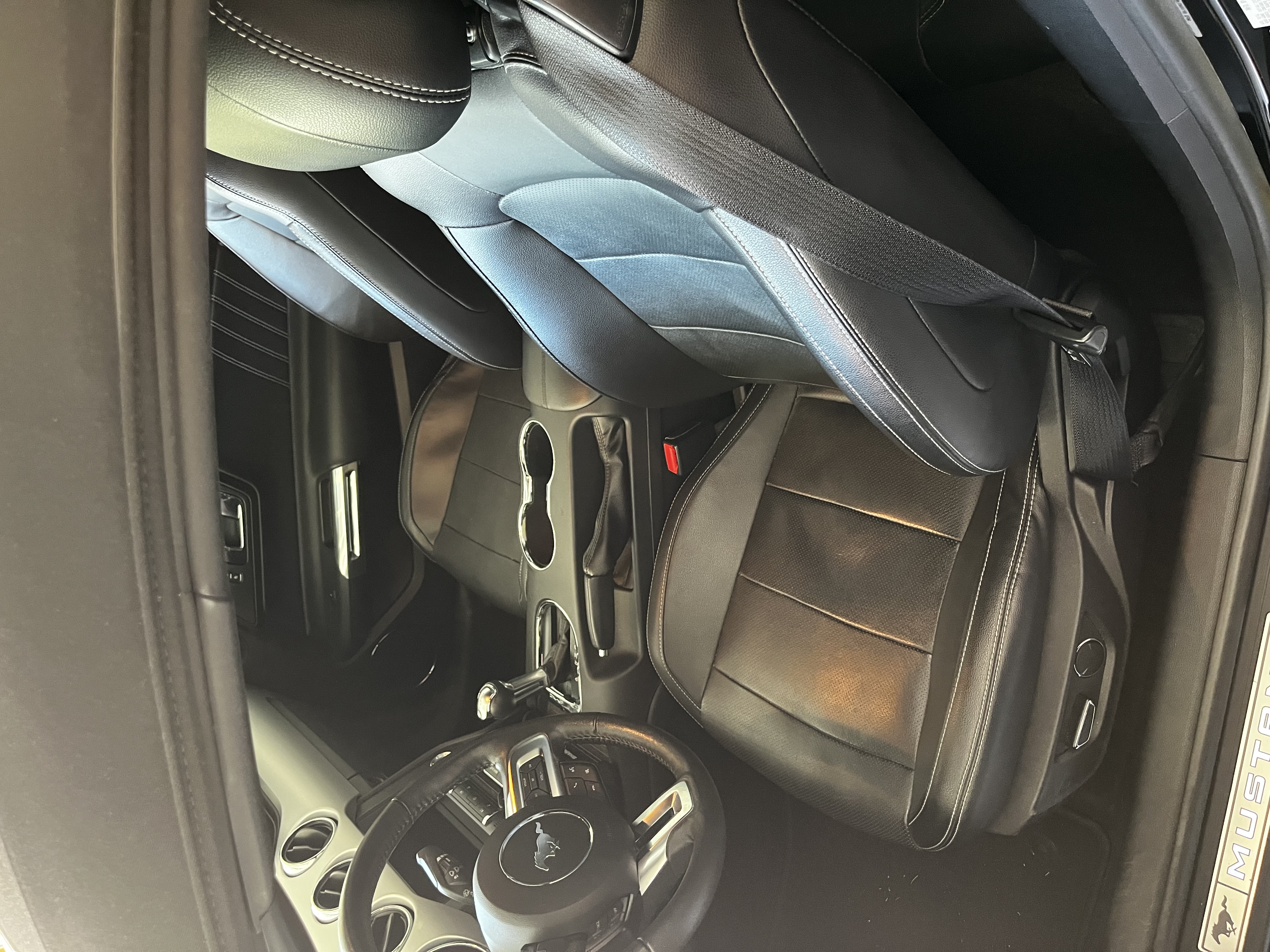 Used 2017 Ford Mustang GT Premium RWD image 12