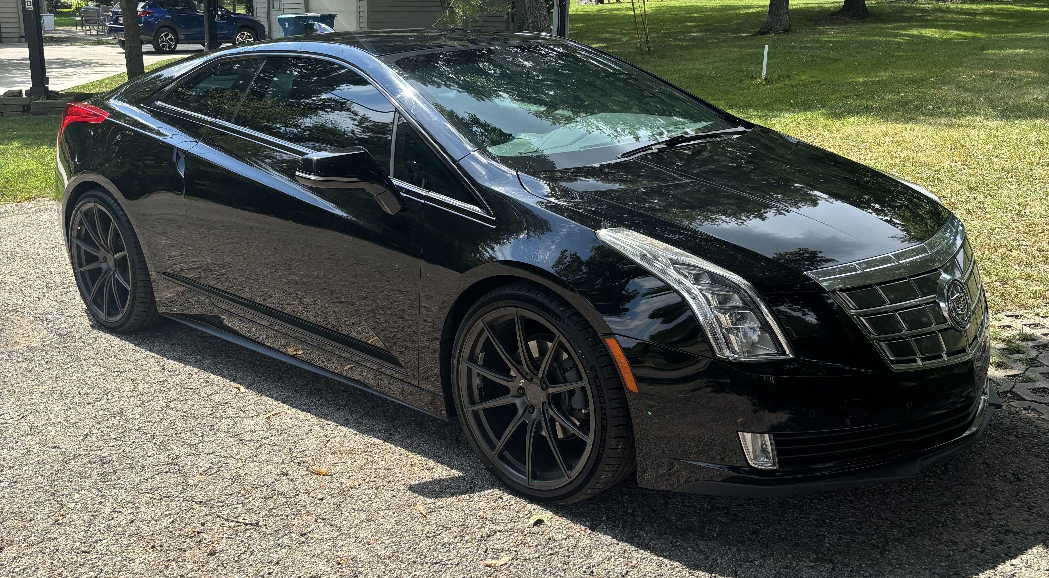 Used 2014 Cadillac ELR w/ Luxury Package FWD image 12