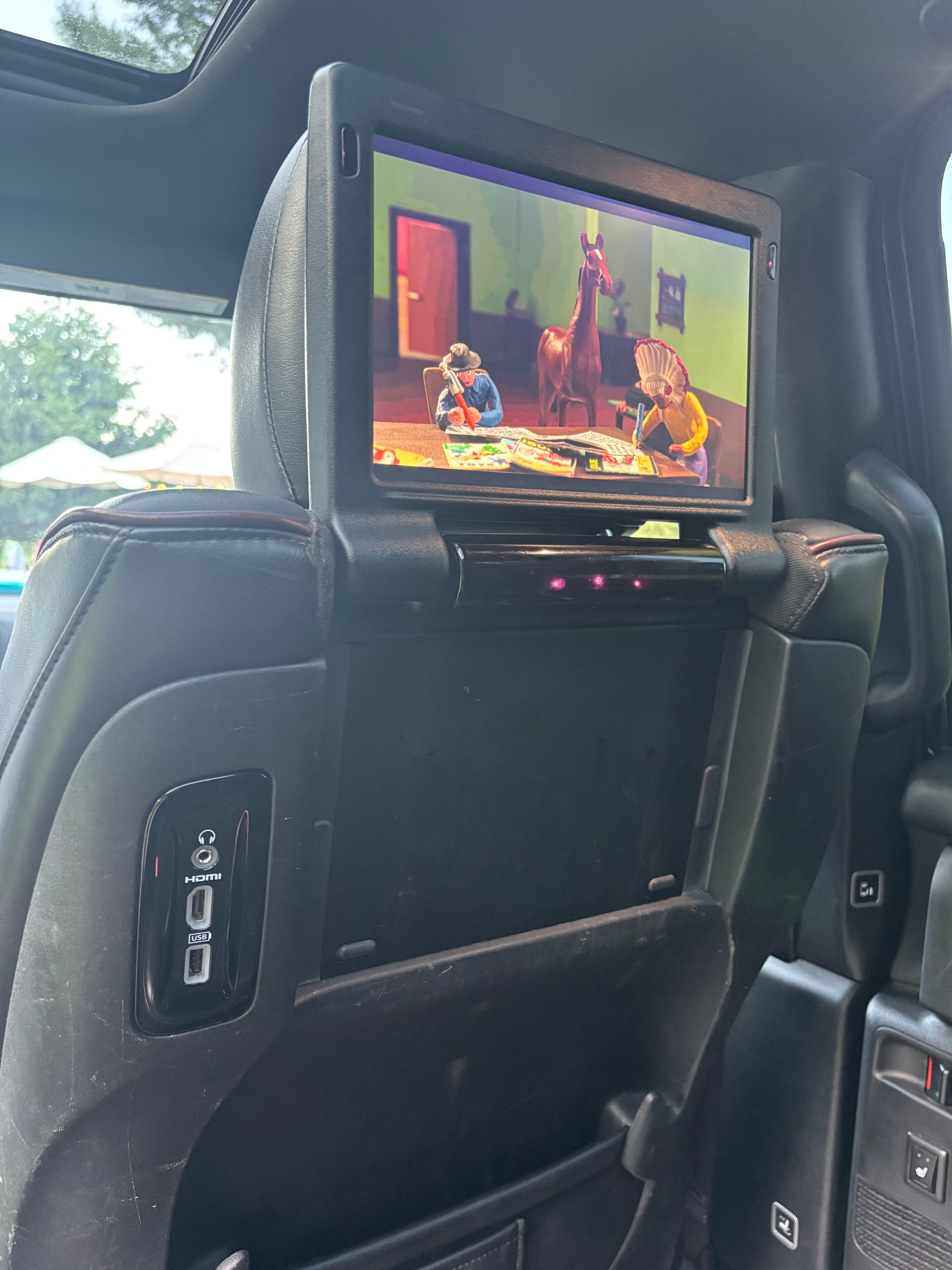 Used 2020 Chrysler Pacifica Limited FWD image 12