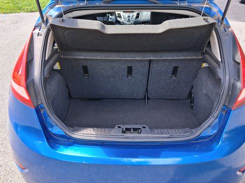 Used 2011 Ford Fiesta SE w/ 203A Rapid Spec Order Code FWD image 9