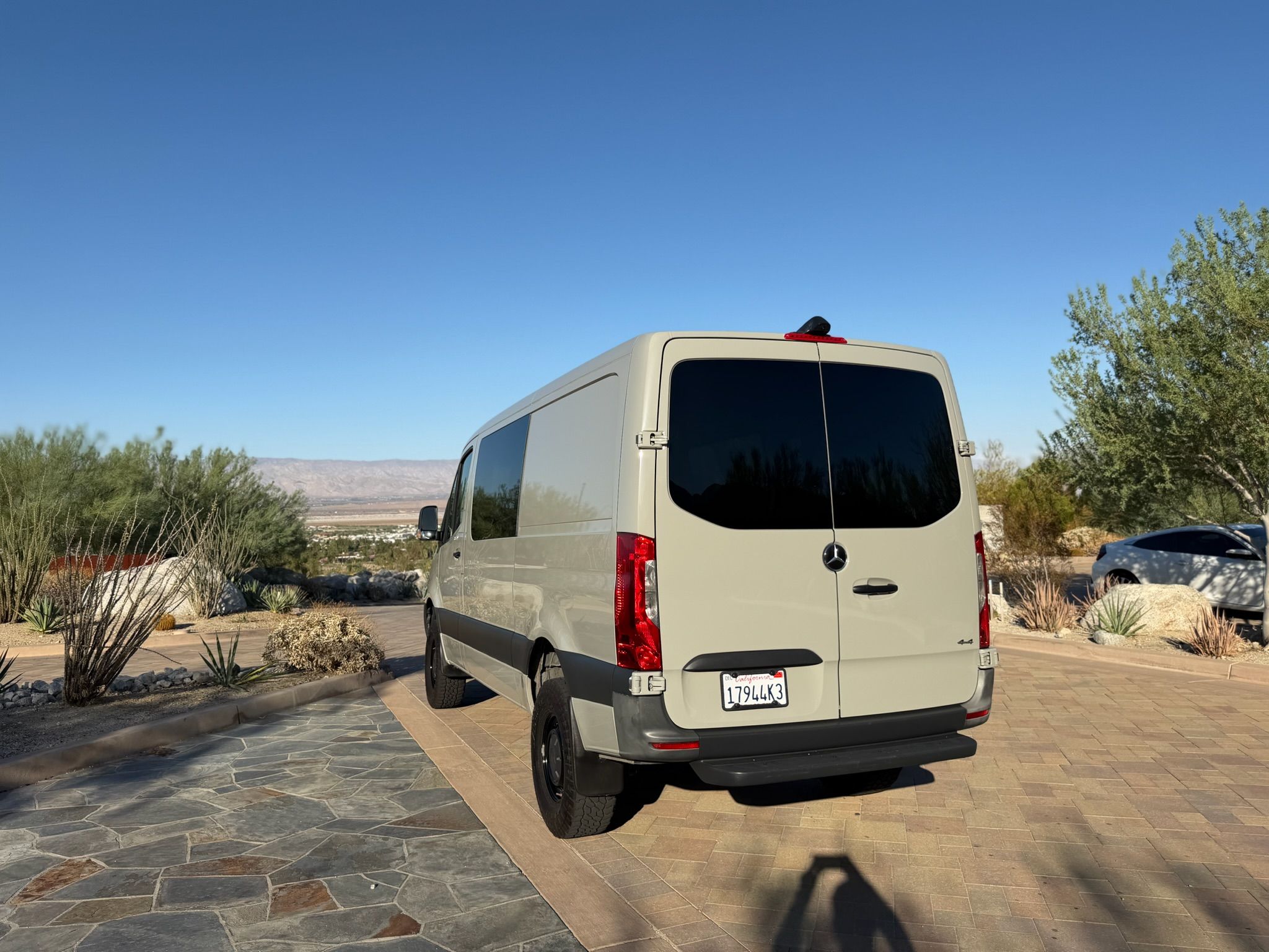 Used 2021 Mercedes-Benz Sprinter 2500 image 9