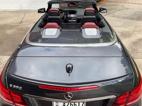 Used 2015 Mercedes-Benz E 550 Cabriolet image 9