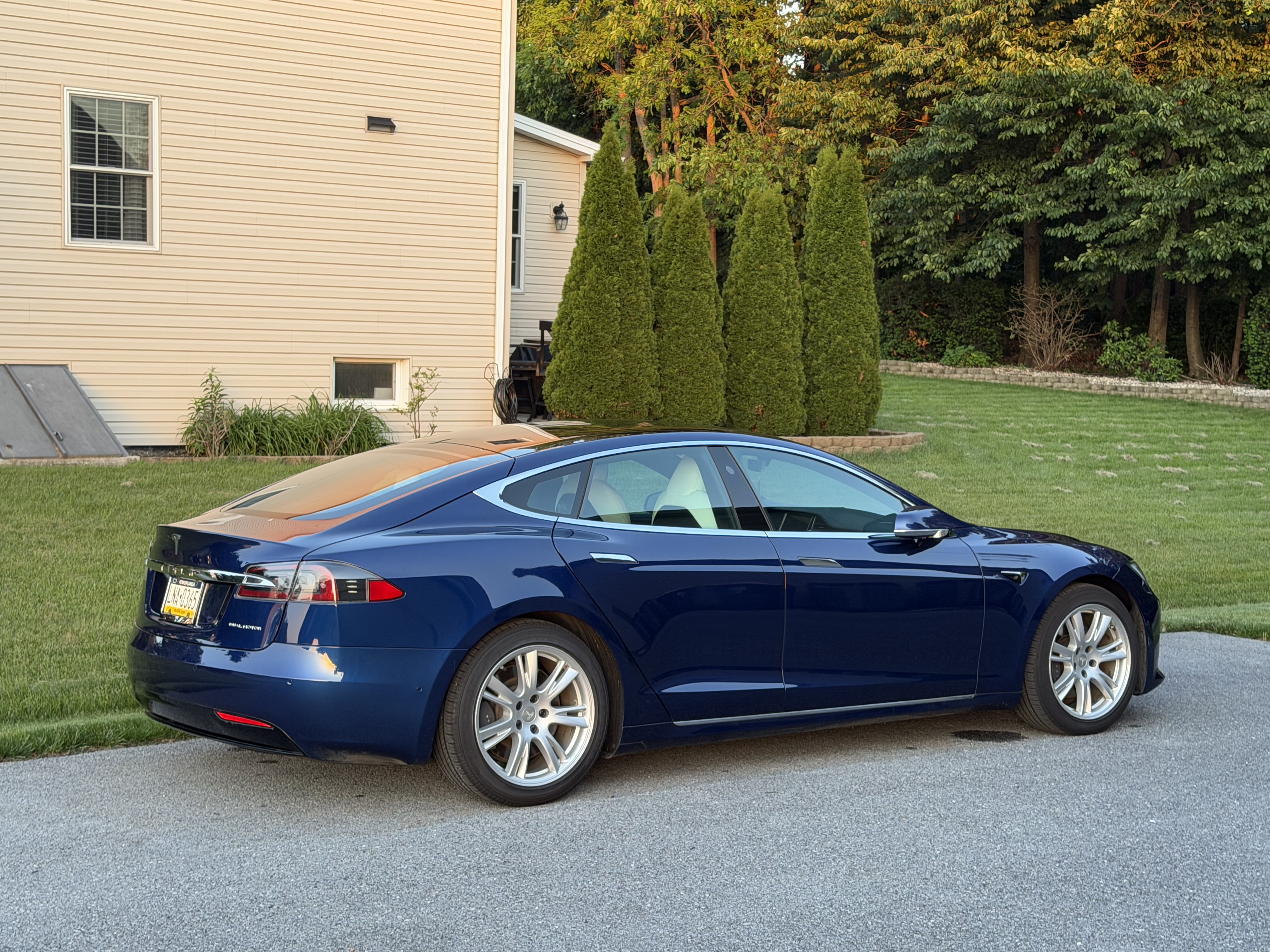 Used 2021 Tesla Model S Long Range Plus AWD/4WD image 14