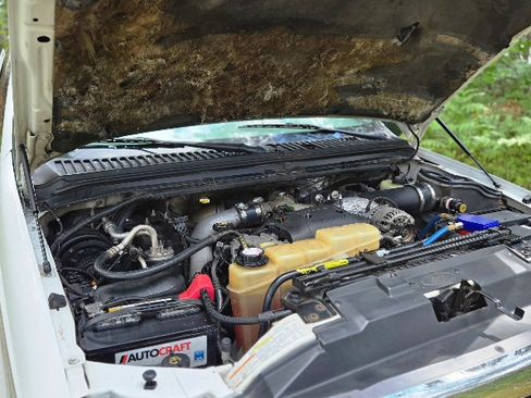 Used 2000 Ford F250 2WD SuperCab Super Duty image 2