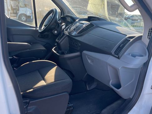 Used 2016 Ford Transit 350 XLT image 9