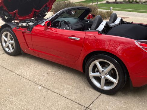 Used 2008 Saturn Sky w/ Premium Trim Package RWD image 10