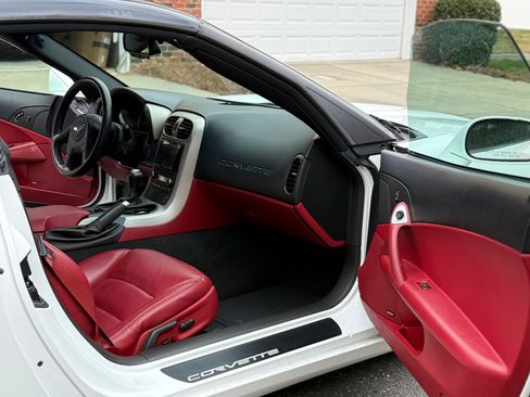 Used 2005 Chevrolet Corvette Coupe w/ Preferred Equipment Group image 13