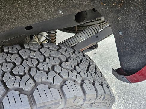 Used 2017 Chevrolet Silverado 1500 LTZ image 11