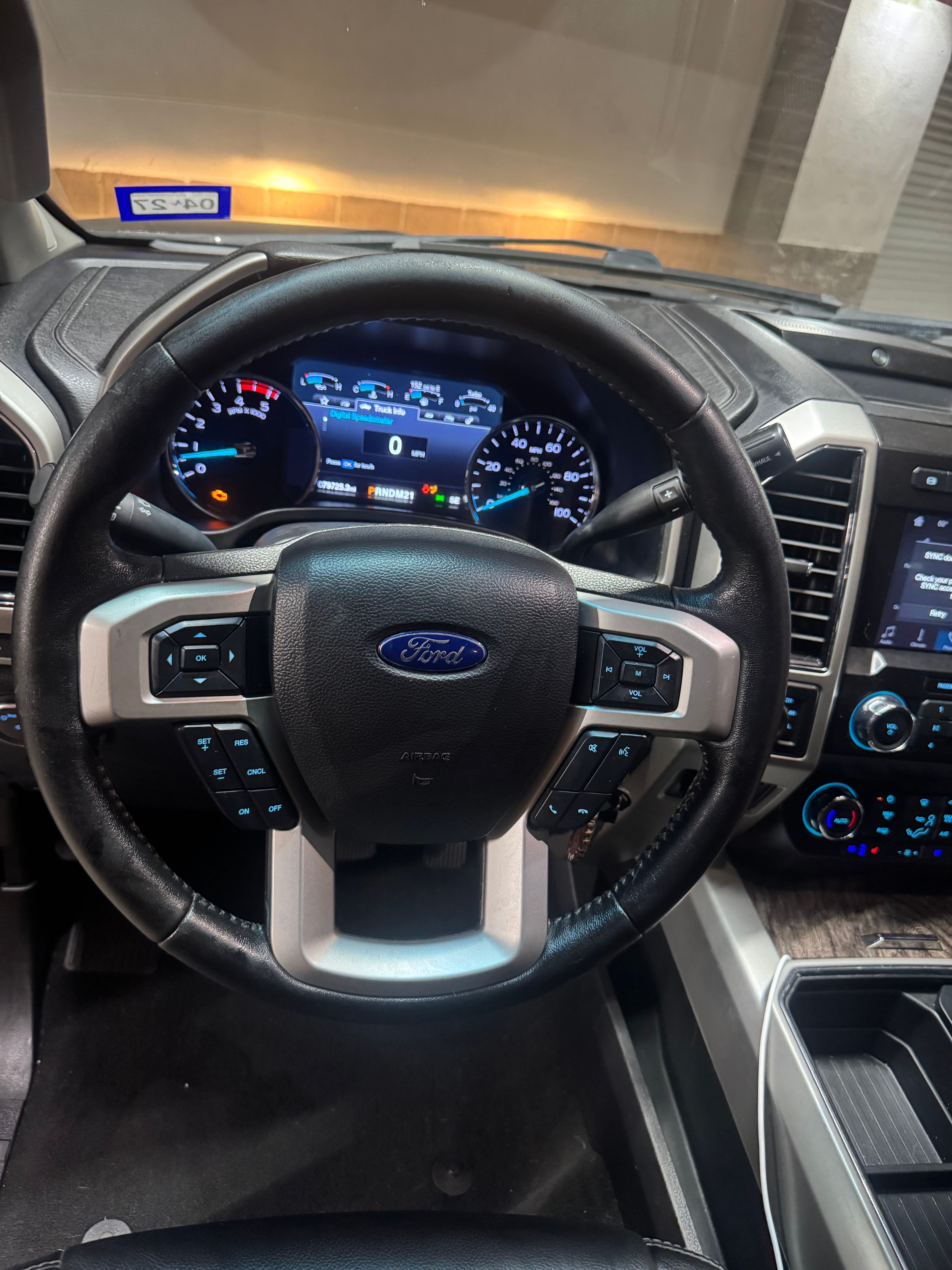 Used 2019 Ford F250 Lariat w/ Lariat Value Package AWD/4WD image 8