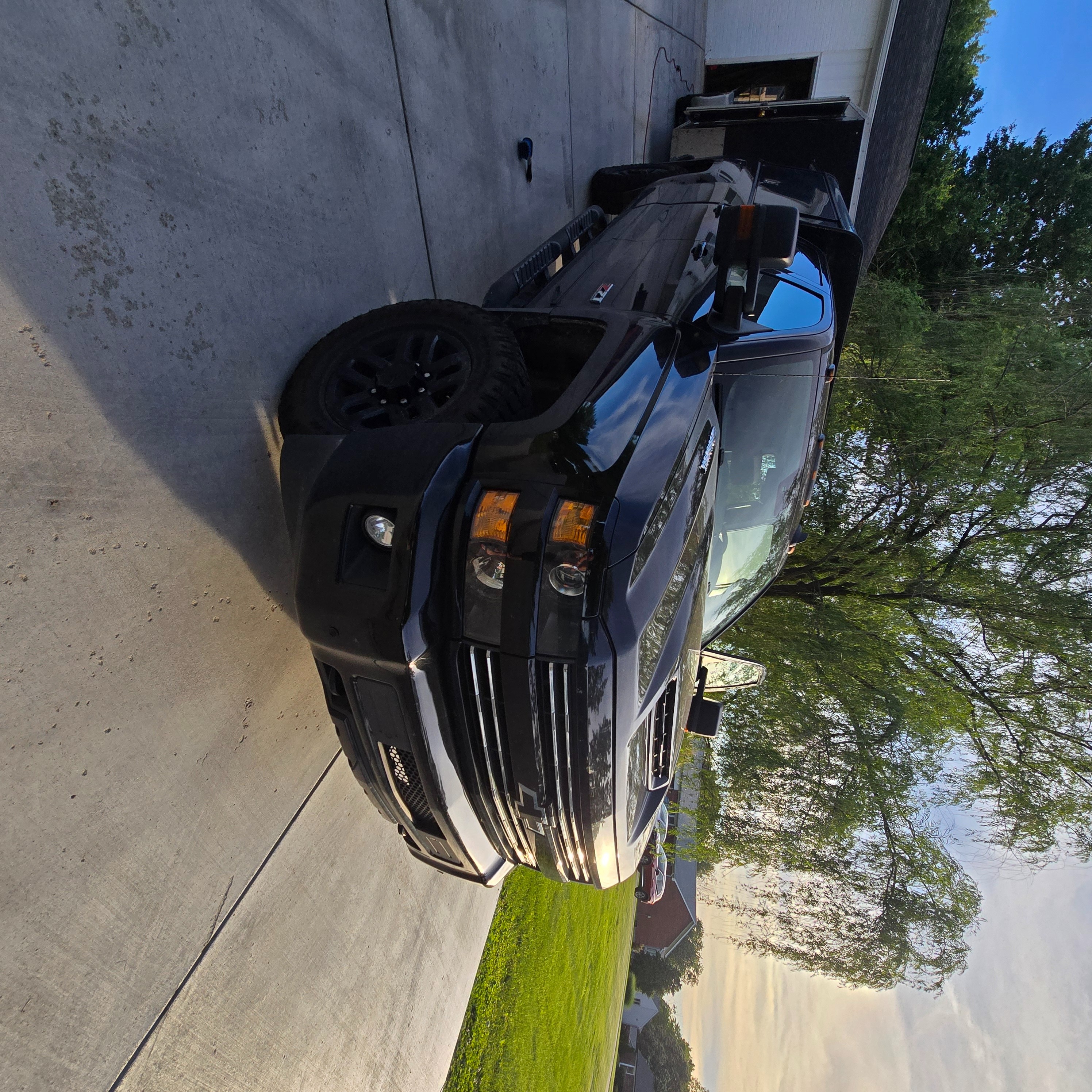 Used 2018 Chevrolet Silverado 2500 LTZ w/ Duramax Plus Package AWD/4WD image 1