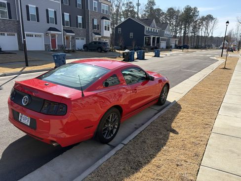 Used 2014 Ford Mustang Premium w/ Electronics Package image 5