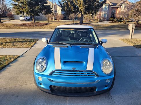 Used 2005 MINI Cooper S image 2