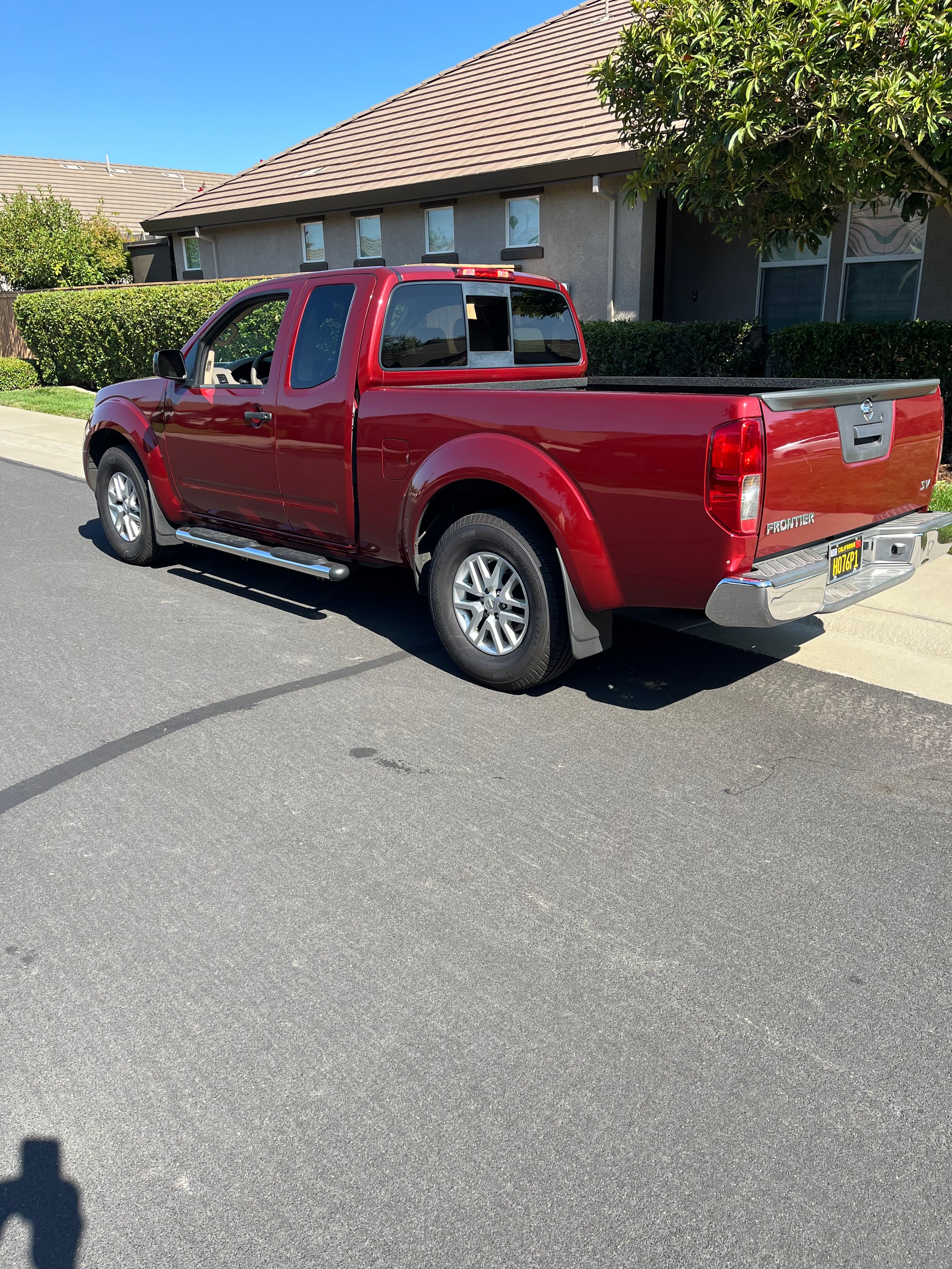 Used 2016 Nissan Frontier SV RWD image 8