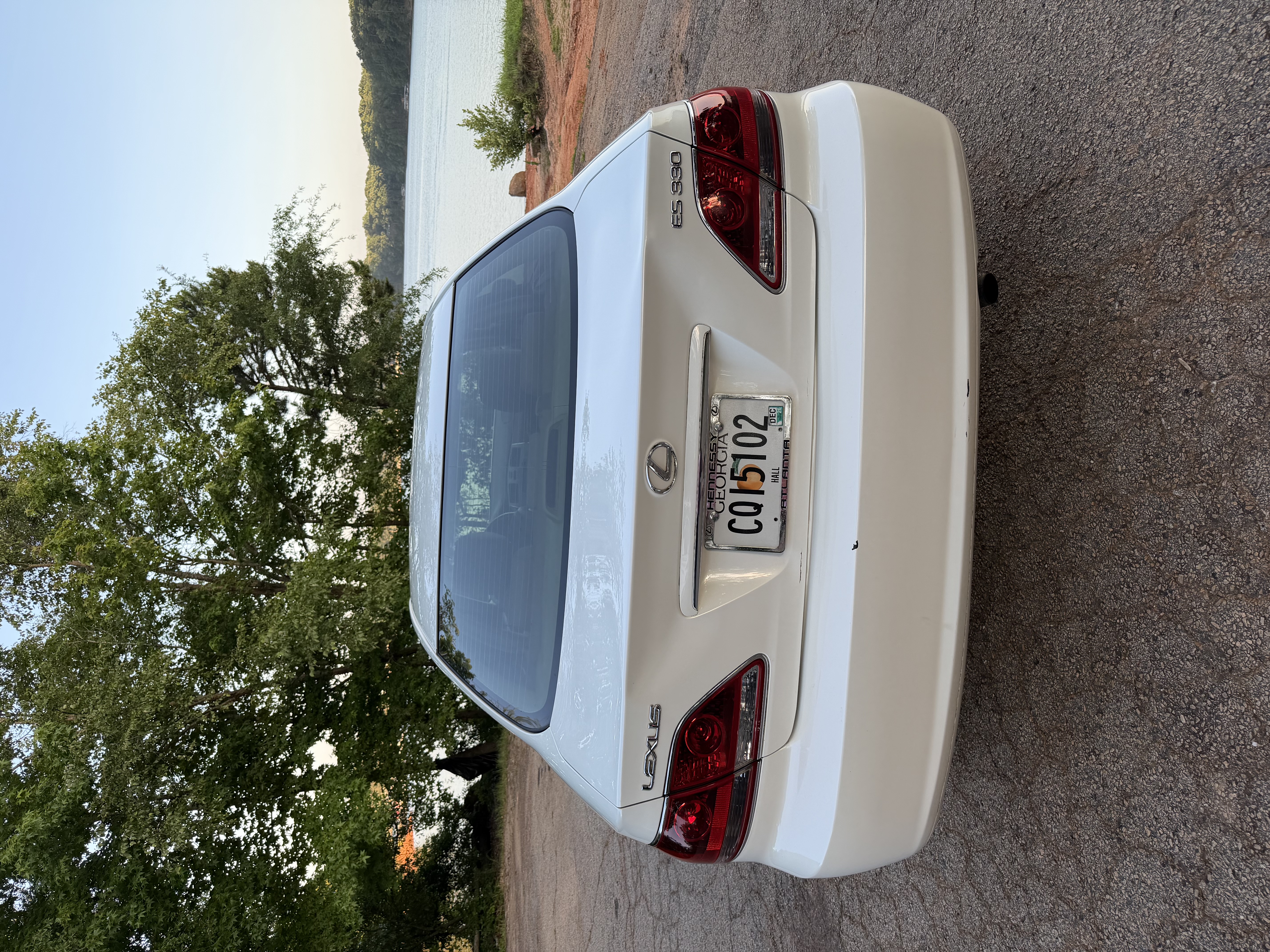 Used 2005 Lexus ES 330 w/ Preferred Accessory Pkg FWD image 12