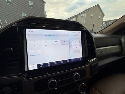 Used 2022 Ford F250 Lariat w/ Lariat Ultimate Package image 16