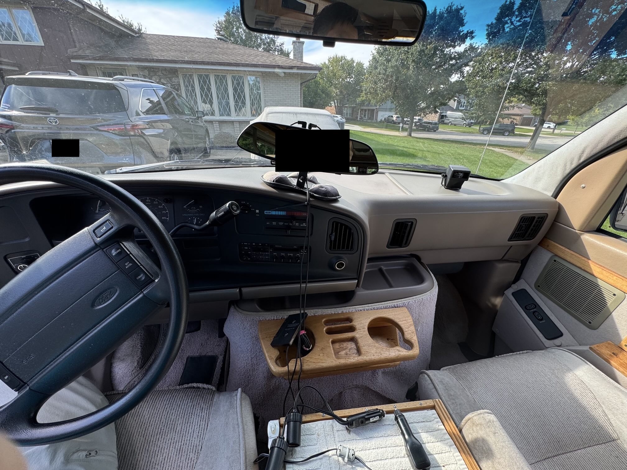 Used 1993 Ford E-150 and Econoline 150 RWD image 10