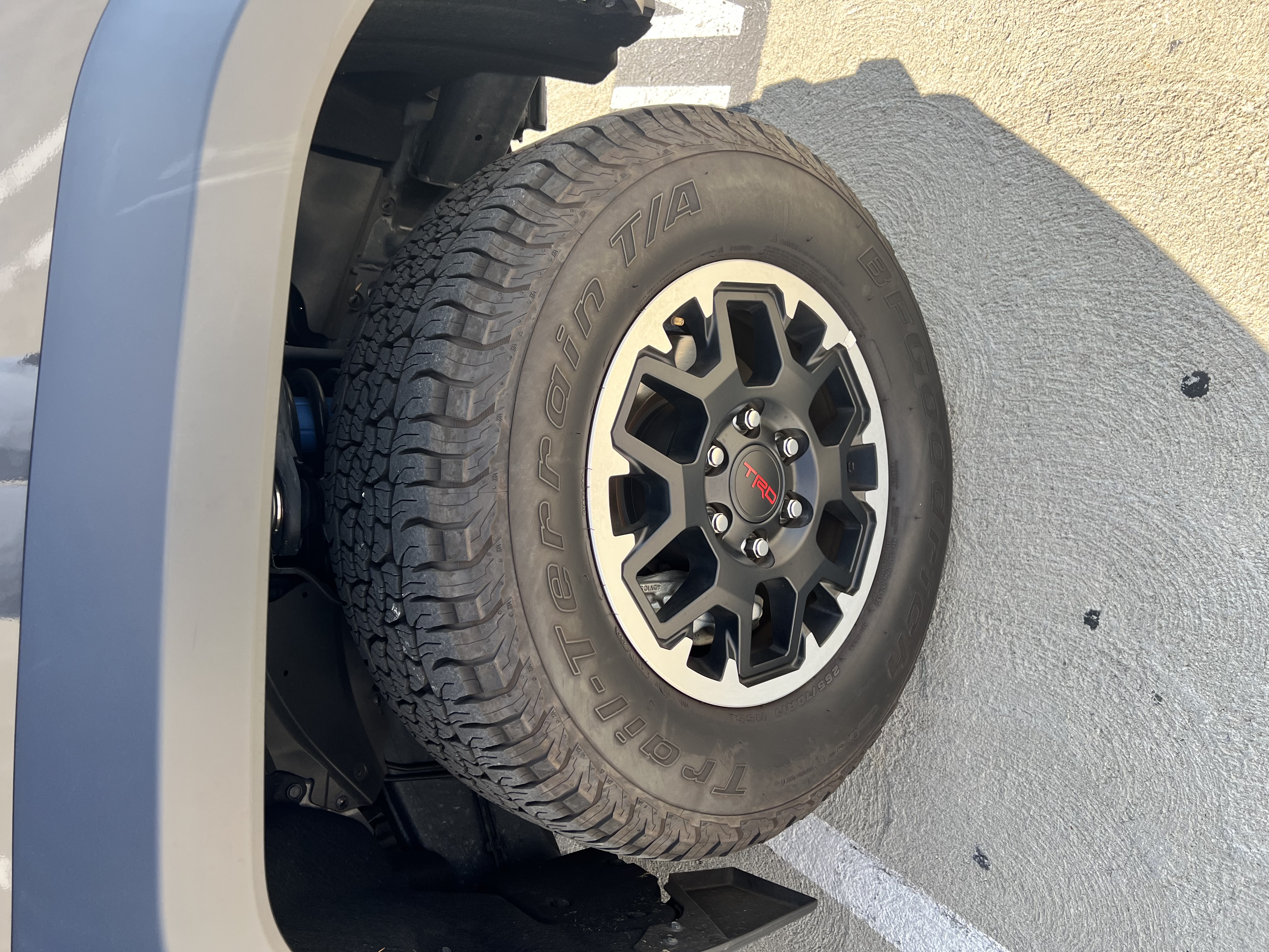 Used 2024 Toyota Tacoma TRD Off-Road w/ TRD Off Road Upgrade Package AWD/4WD image 22