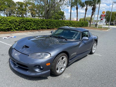 Used 2000 Dodge Viper RT/10 image 1