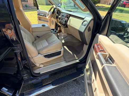 Used 2010 Ford F350 Lariat RWD image 15