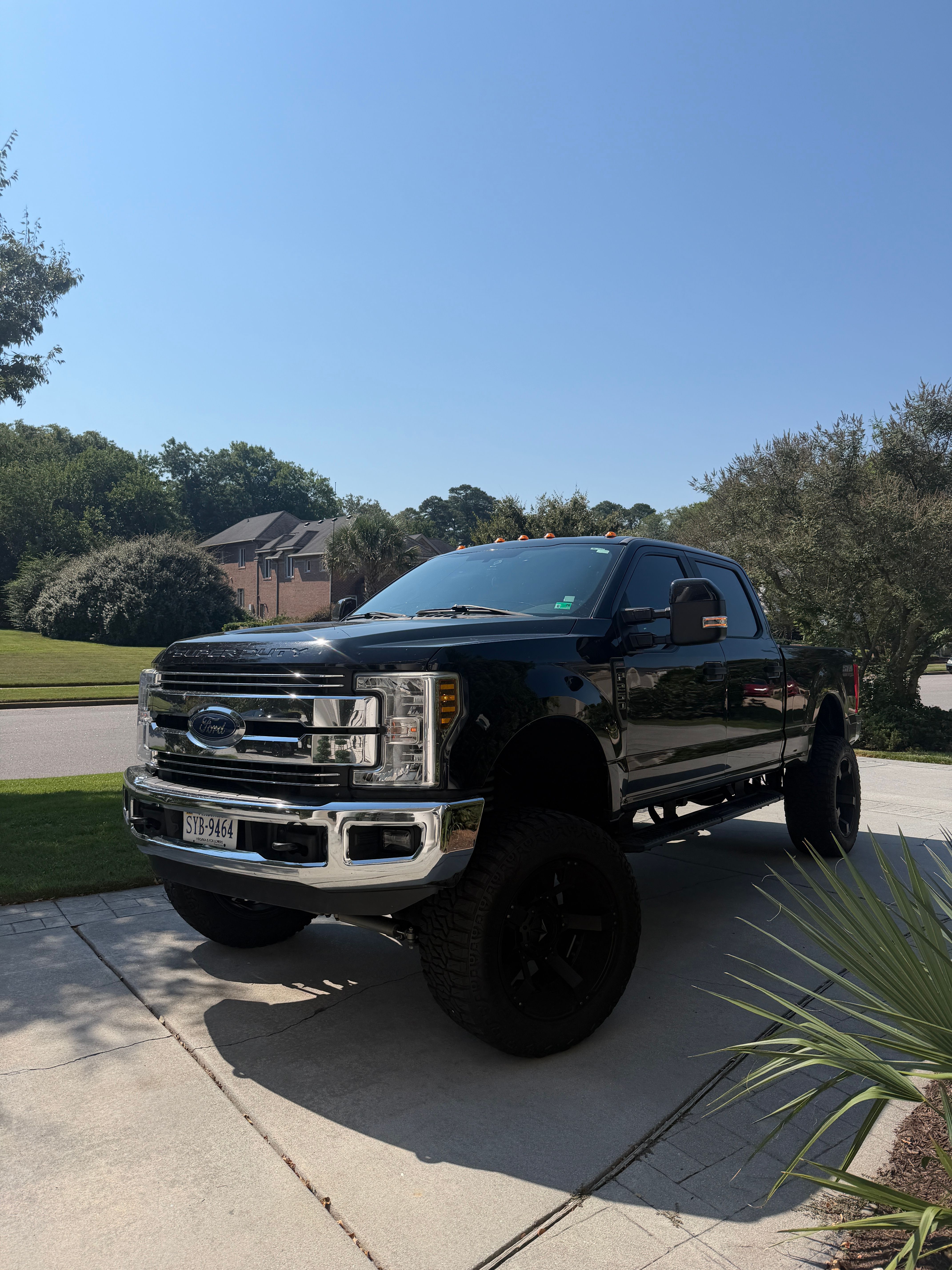 Used 2018 Ford F250 XL w/ STX Appearance Package AWD/4WD image 1