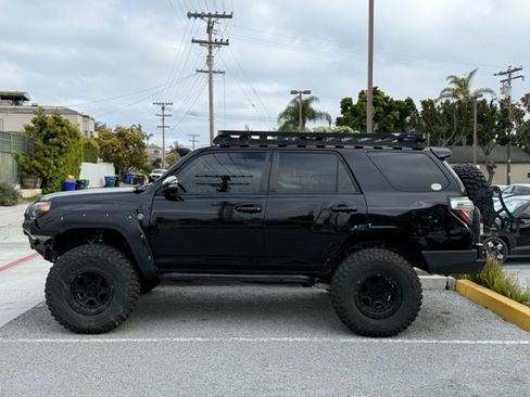 Used 2015 Toyota 4Runner SR5 Premium image 5