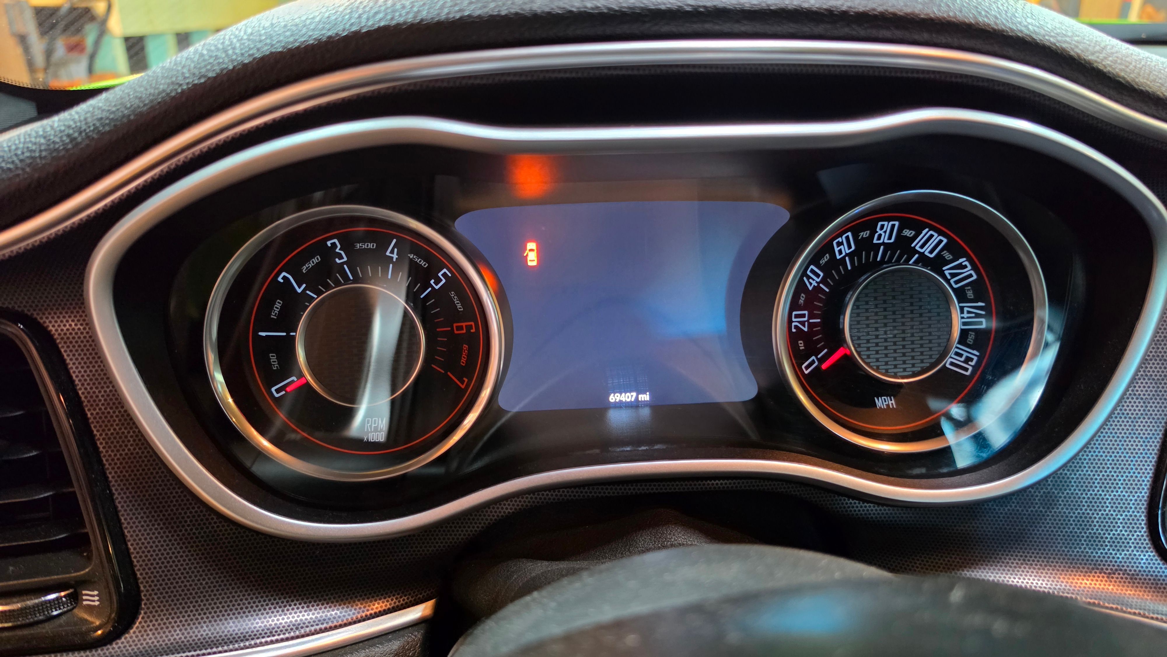 Used 2015 Dodge Challenger R/T Plus RWD image 23