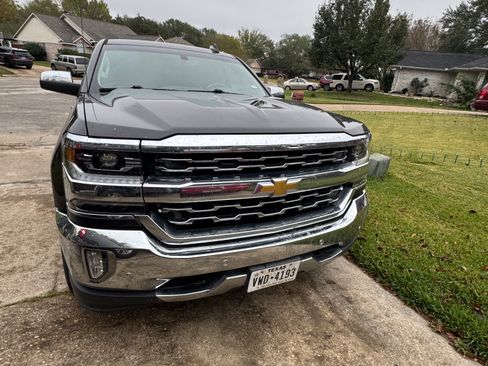 Used 2016 Chevrolet Silverado 1500 LTZ w/ Texas Edition image 2