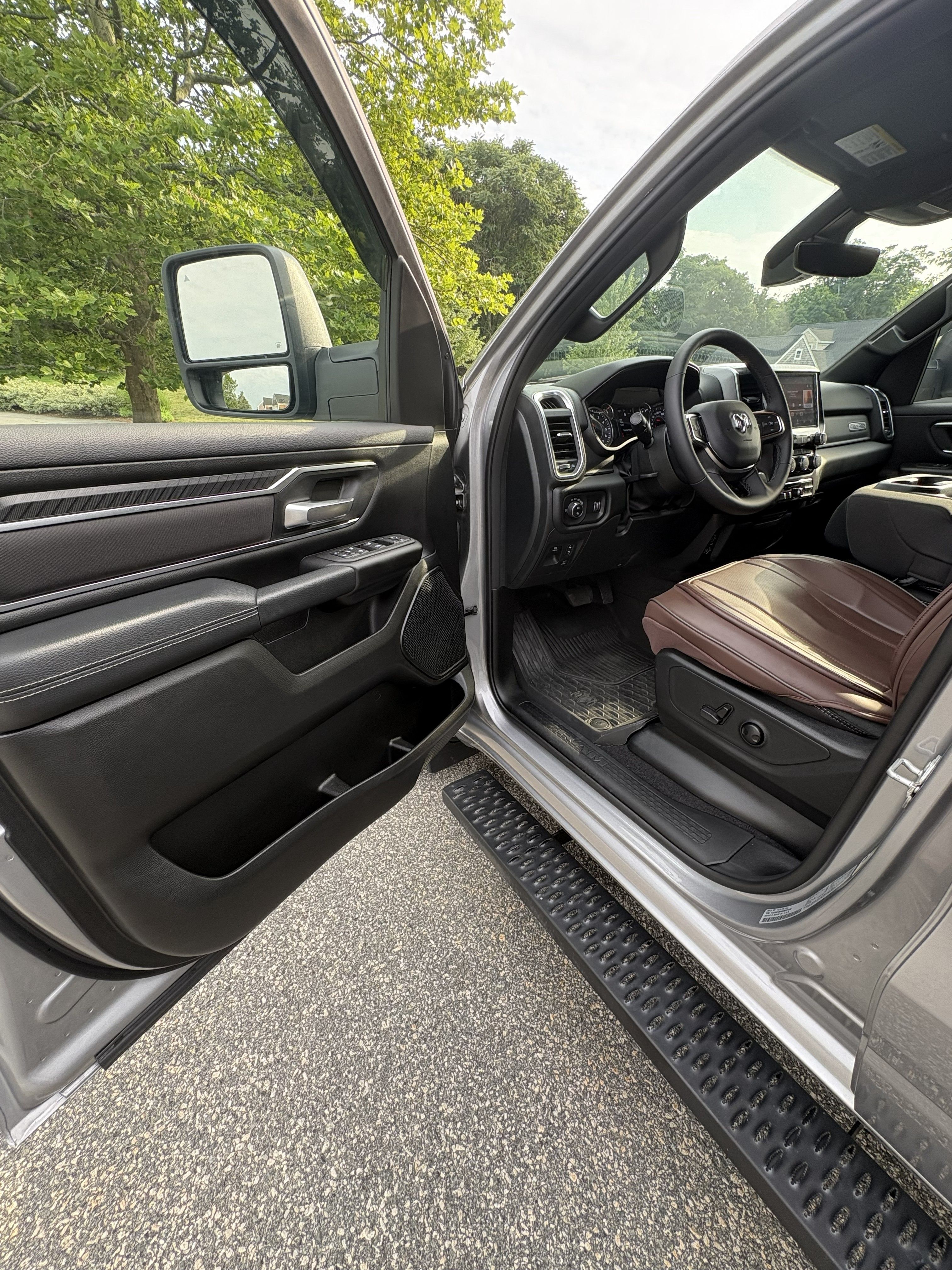 Used 2025 RAM 1500 Big Horn AWD/4WD image 19