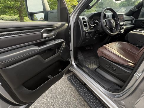 Used 2025 RAM 1500 Big Horn AWD/4WD image 19