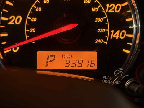 Used 2011 Toyota Corolla S image 8